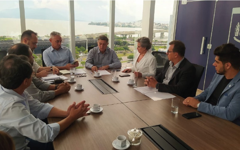 SESCON GF realiza reunião com o Prefeito de Florianópolis para resolver problemas do Sistema de Tributação Municipal￼